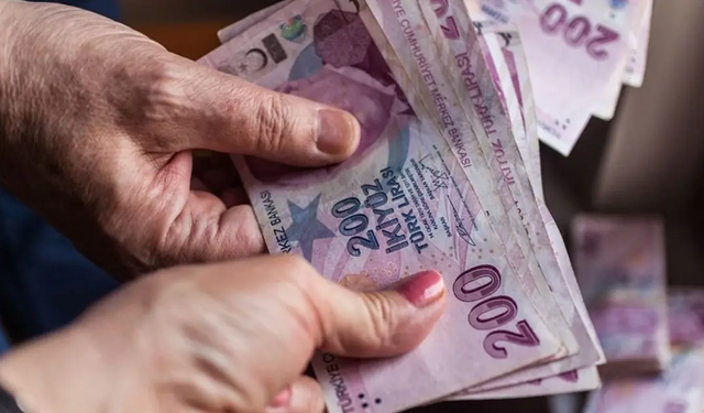 Emekli promosyonlarında yarış kızıştı: 2026’da hangi banka ne kadar veriyor?
