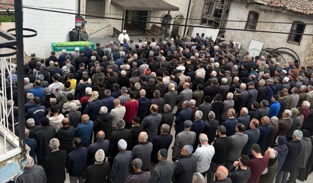 Eski Belediye Başkanı Gülcan'dan acı haber