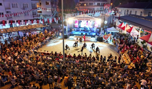 Poizi, Sultanhisar'da sahne alacak