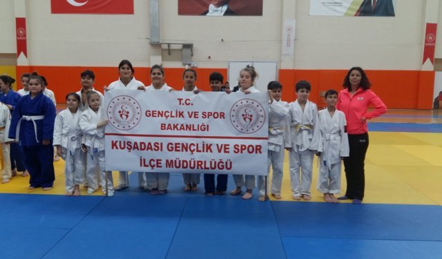 Aydın Büyükşehir'den 9 madalya