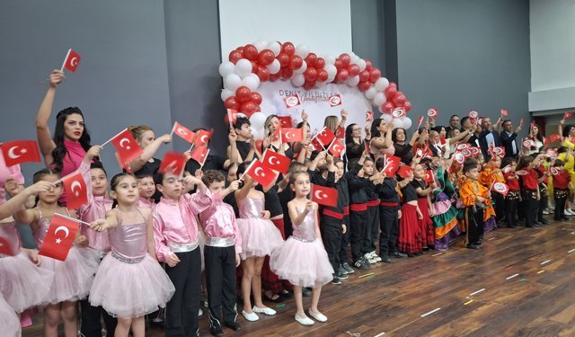 Didim Belediyesi minikleri 23 Nisanı kutladı