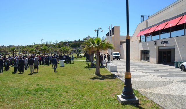 Gençay halkın sorularını yanıtladı; eski yönetime ithamlarda bulundu