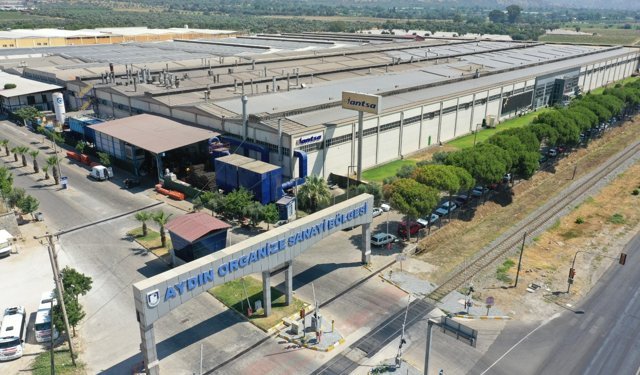 Jantsa yine ilkleri başardı