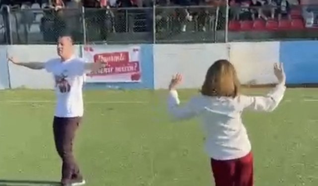 Bu kez gol kalplere! Kuşadası'nda unutulmaz teklif