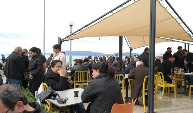 Kuşadası’nda emekli isyanı! “İkinci bahar değil, ikinci mesai”