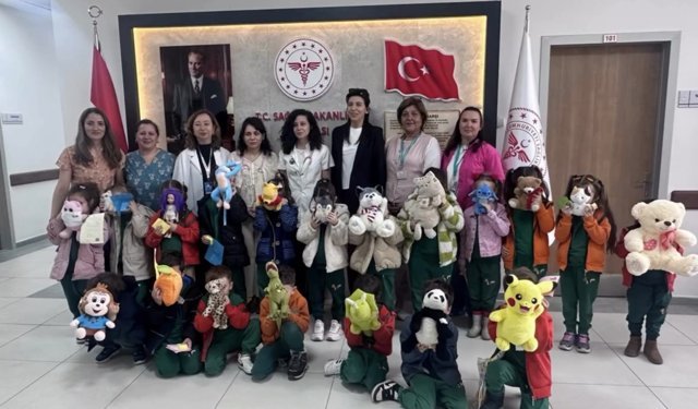 'Minik Kahramanlar Hastanesi' Kuşadası'nda farkındalık yarattı