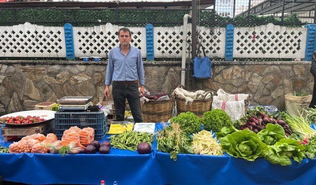 Nazilli Pazarında Şevketi Bostan şoku! Kilosu dudak uçuklattı