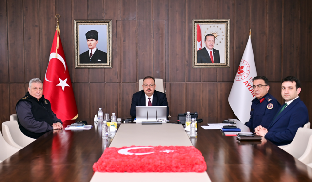 Okullarda güvenlik seferberliği: Vali Canbolat kritik toplantıya katıldı