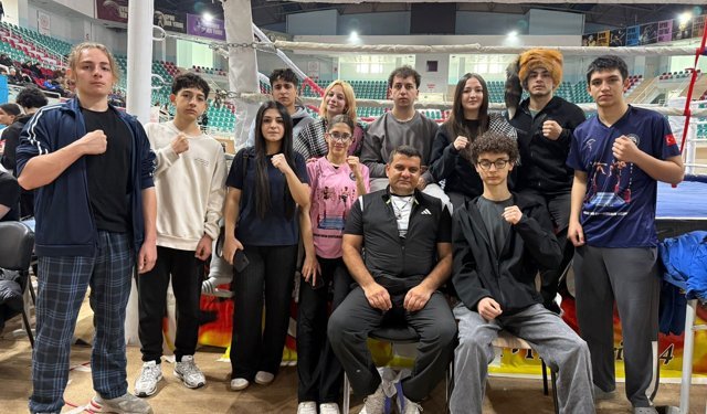 'Ringlerin Efeleri' Diyarbakır’da Aydın rüzgarı estirdi