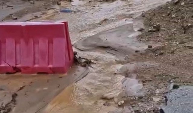 Nazilli’de yağmur afet getirdi: Yol tamamen çöktü