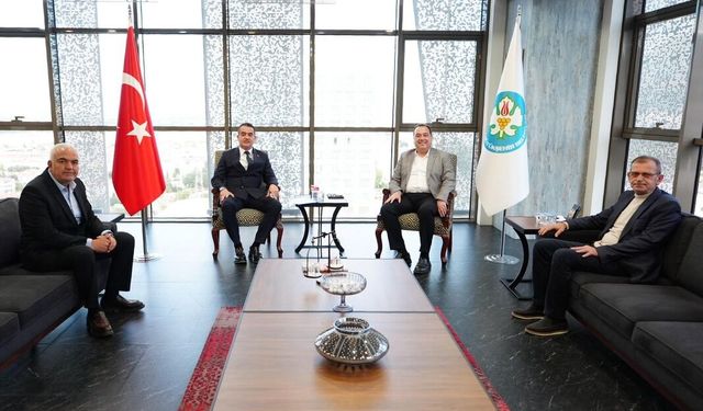 Arıcı’dan Büyükşehir’e ziyaret: Koçarlı’ya destek için güç birliği yapacaklar