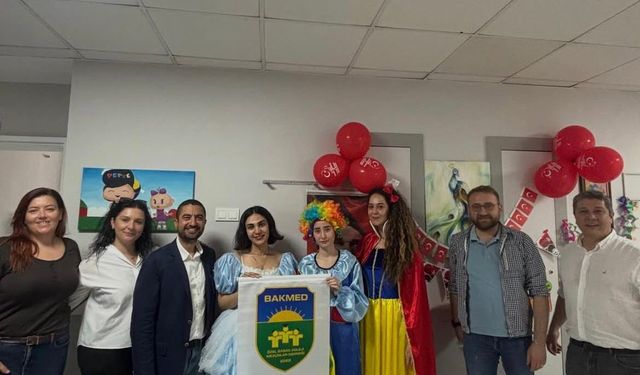 Başak Koleji mezunlarından minik yüreklere moral şenliği