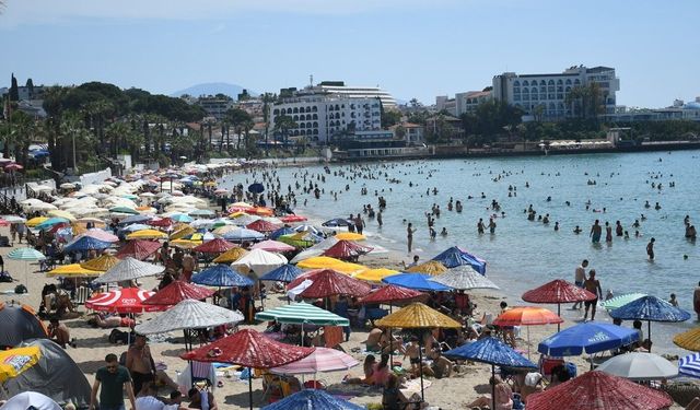Bayram tatilinde turizmin kalbi Kuşadası’nda attı