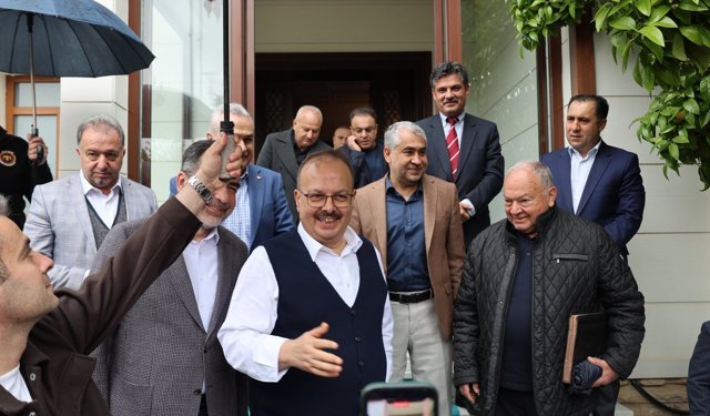 “Bu şehre gönlümü bıraktım” diyerek Aydın’a veda etti