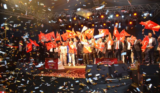 Didim “Mavişehir Atatürk Kültür ve Yaşam Alanında” görkemli açılış