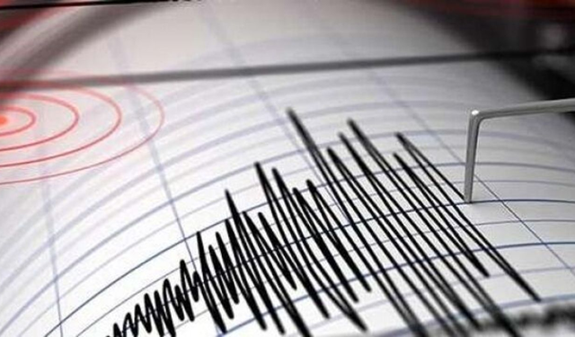 Ege'de korkutan deprem