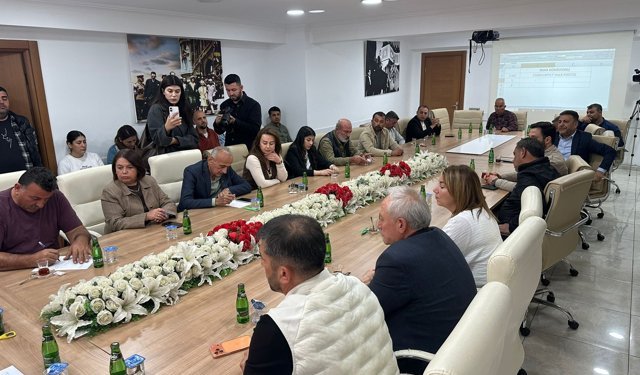 İncirliova Belediyesi 3 birlikten ayrıldı