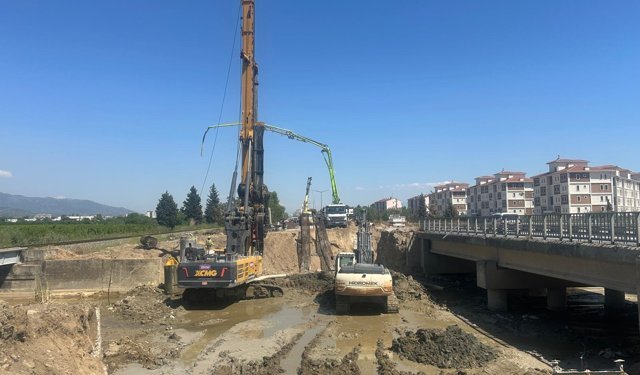 İncirliova köprüsü için yoğun mesai