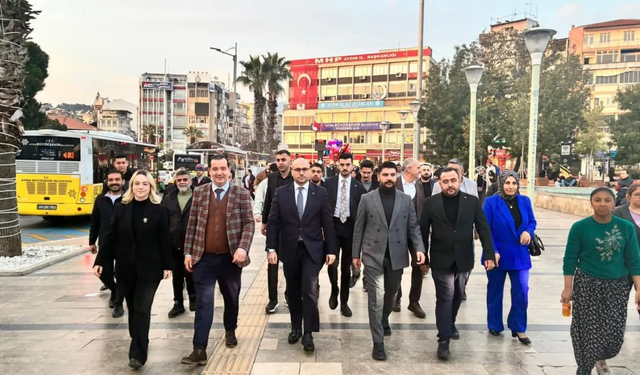 Kendirlioğlu’ndan CHP’ye saha tepkisi, “AK Parti 24 yıldır sahada”