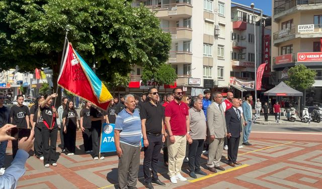 Nazilli’de 19 Mayıs coşkusu Atatürk Anıtı’nda başladı