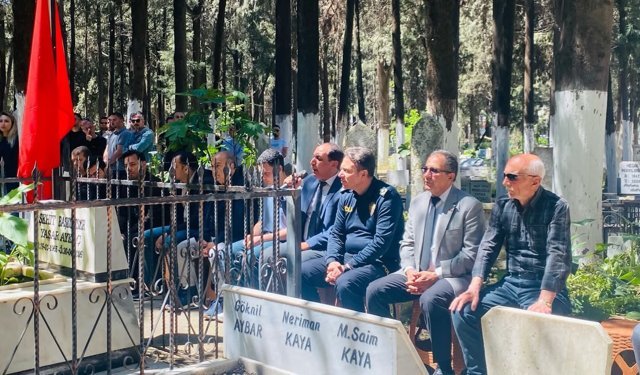 Şehit Başkomiser Aykaç kabri başında anıldı