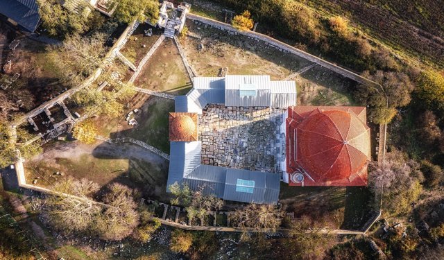 UNESCO ödüllü Camii, hem ibadete hem de ziyarete açık