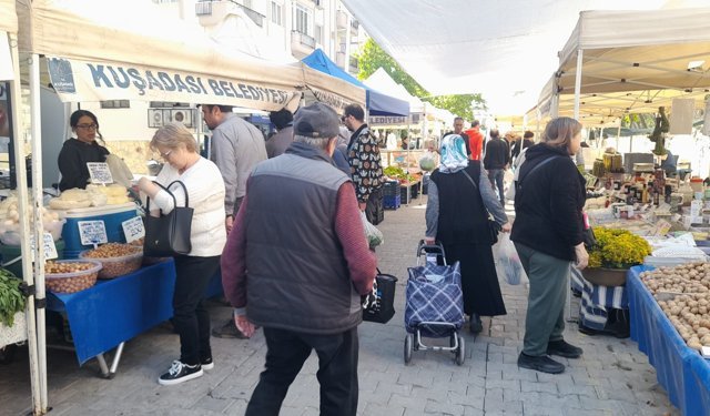 Yerel Üretici Pazarı'nda 'Meyve' şenliği başladı