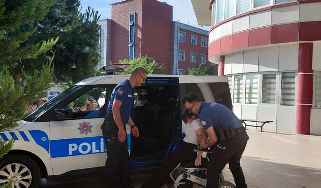Aydın polisinden YKS’ye giren engelli öğrenciye anlamlı destek