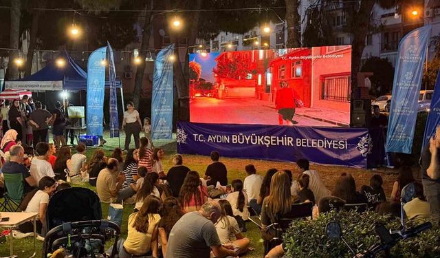 Aydın Büyükşehir Belediyesi’nin açık hava sinema etkinlikleri sürüyor