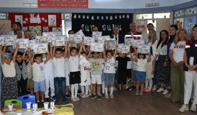 Aydınlı miniklerle süt bayramı