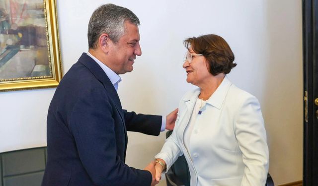 Başkan Gençay'dan Özel’e ziyaret