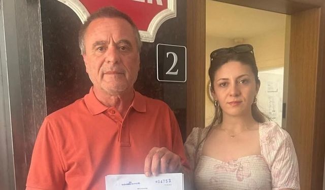 CHP'li Başkanı Gürbilek 'Olağanüstü Kurultay' için imza verdi