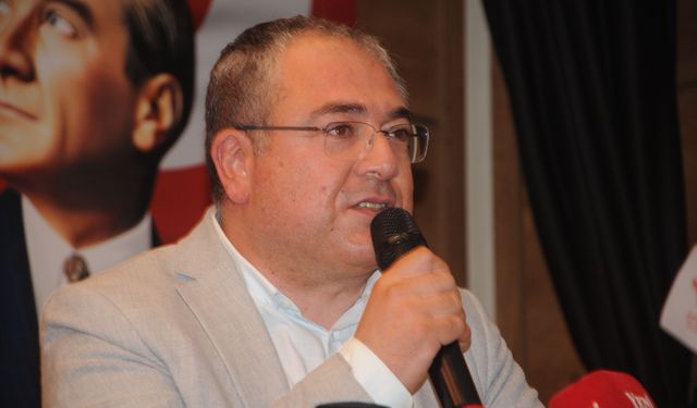 "Cumhuriyet Halk Partililer baş eğmez, baş vermez"