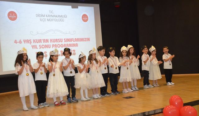 Didim’de 4-6 yaş kuran kursu öğrencilerinden yıl sonu gösterisi