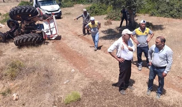 Didim'de traktör kazası