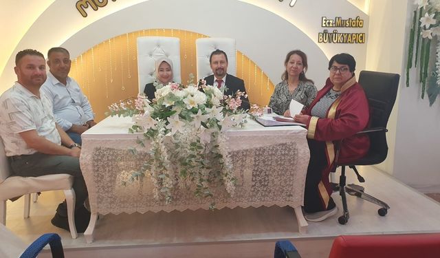 Endonezya'dan Karacasu'ya uzanan aşk hikayesi: Hasan Dede ve Faıruz Zafhani evlendi