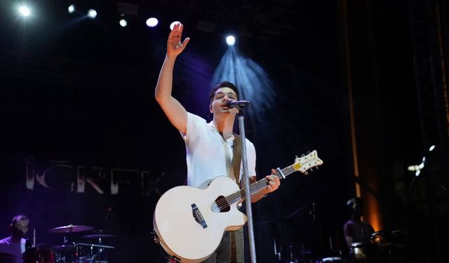 Koçarlı Festivali, Emir Can İğrek konseriyle tamamlandı