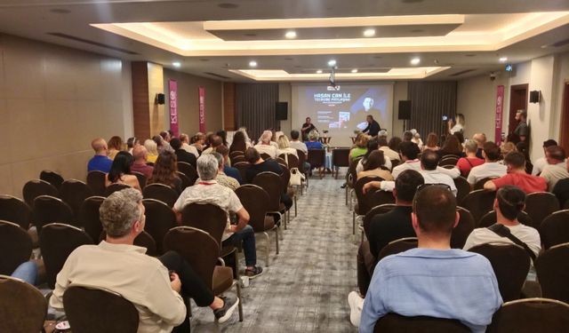 Kuşadası 'Gayrimenkul Zirvesi'nde buluştu