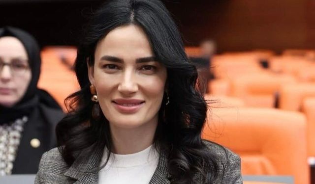 Milletvekili Sarıbaş’tan yeni ilçe başkanı Gürbüz’e tebrik
