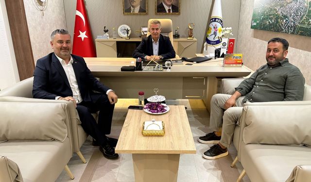 NTO yarışında sahaya indi: Akgün başkanları ziyaret etti