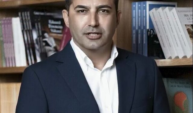 Ömer Günel’den yapay zekâlı mesaj: “Yine sizinleyim”