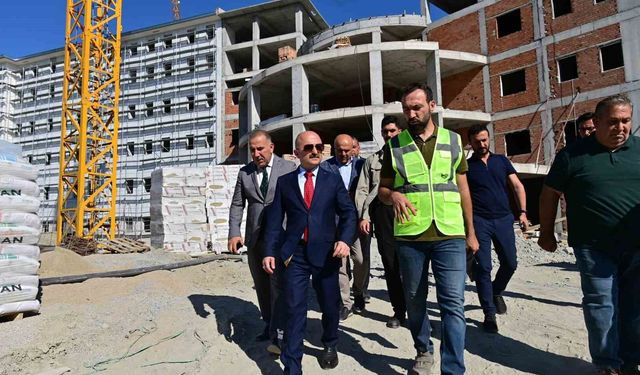 Söke’de KYK Erkek Öğrenci Yurdunda çalışmalar hız kesmeden sürüyor