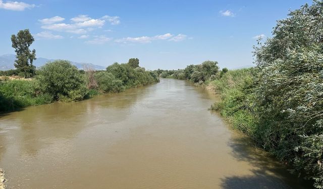 Sulama sezonu başladı: Çiftçiye iki kat su verilecek