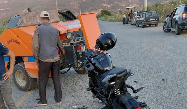 Nazilli’de motosiklet ve traktör çarpıştı: 2 ağır yaralı