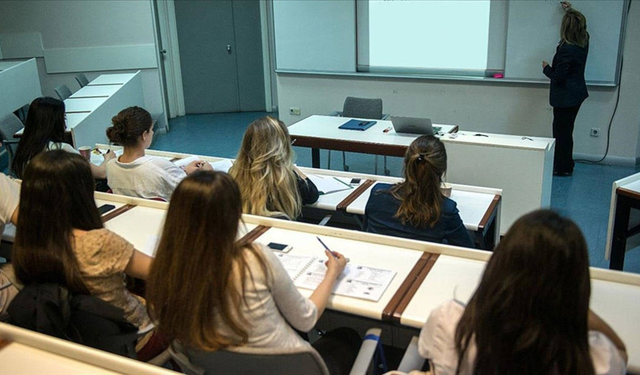 Üniversitelerde yeni dönem başlıyor: YÖK duyurdu