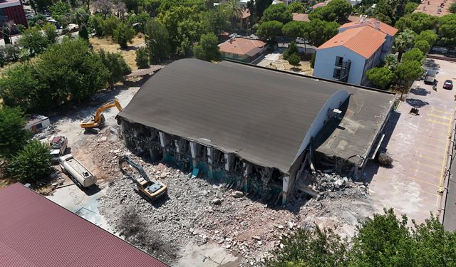 Aydın’ın 65 yıllık spor hafızası yıkılıyor
