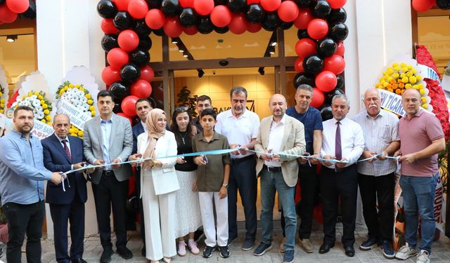 Bakış Mobilya’dan Aydın’a 6 katlı yeni mağaza