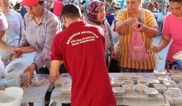 Bozdoğan Belediyesi’nden aşure ikramı