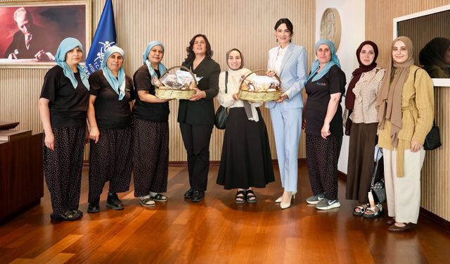 Çerçioğlu, üretici kadınları ağırladı