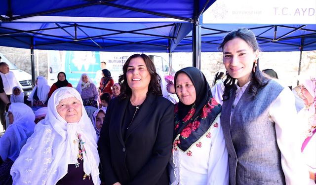 Çerçioğlu ve Sarıbaş mobil diş polikliniği hizmetini yerinde inceledi